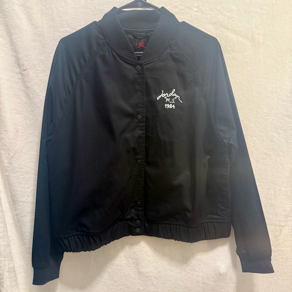 Jordan NWT Women's Black Varsity Jacket FN5786-010 - Picture 6 of 13